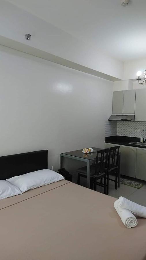Affordable Makati Serviced Apartments Manila Exterior photo