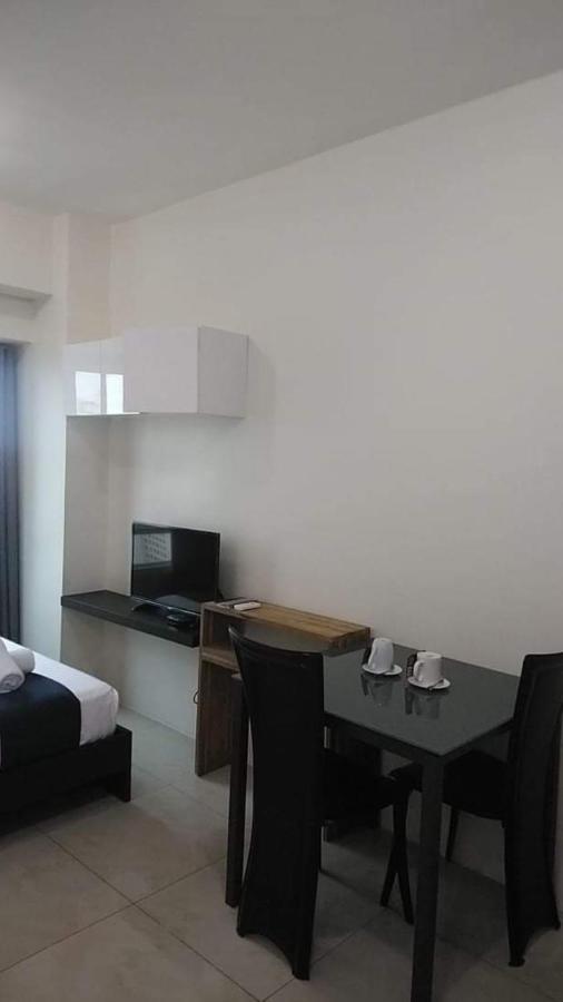 Affordable Makati Serviced Apartments Manila Exterior photo