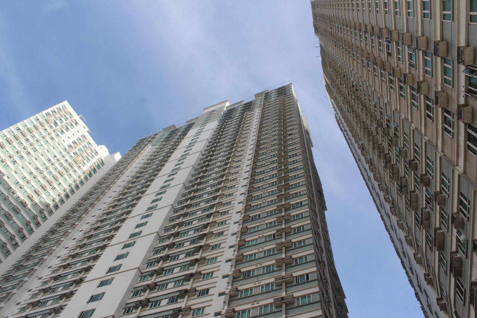 Affordable Makati Serviced Apartments Manila Exterior photo