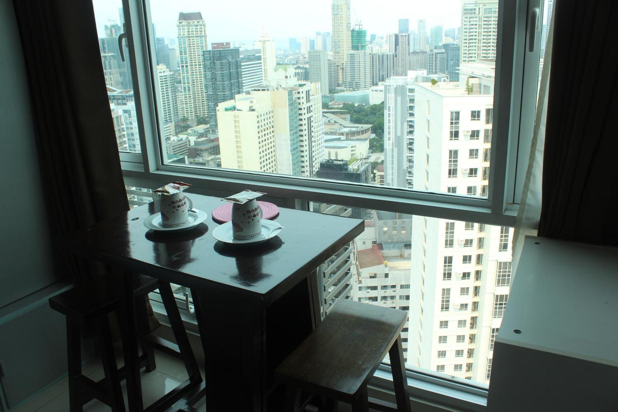 Affordable Makati Serviced Apartments Manila Exterior photo
